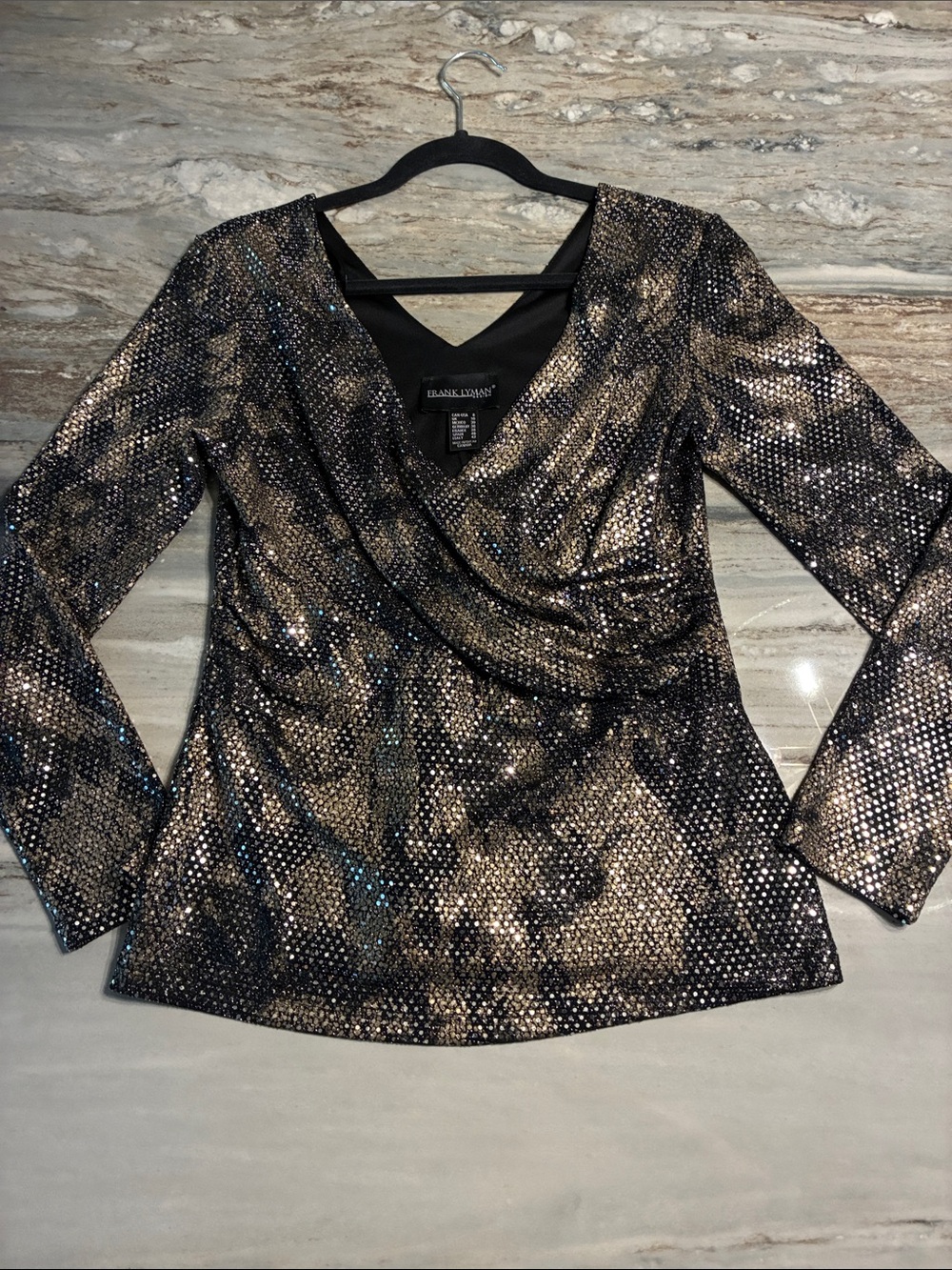 Frank Lyman Design Black Gold Sequin Wrap-Front Top NWOT Sz 8 super sexy glam
